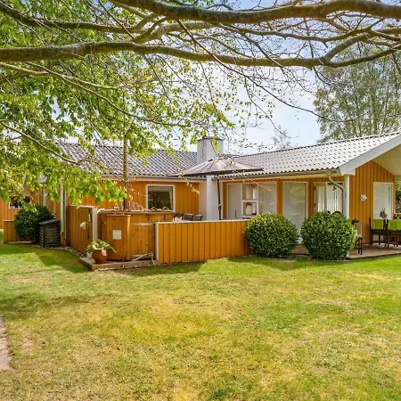 Nico - 1-1km From The Sea In Ne Jutland By Interhome Tatil Evi Hals