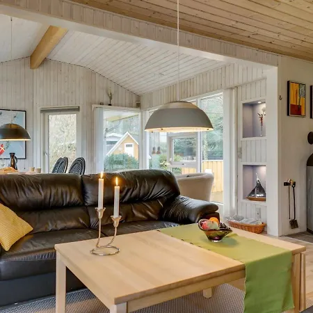 Nico - 1-1km From The Sea In Ne Jutland By Interhome * Hals
