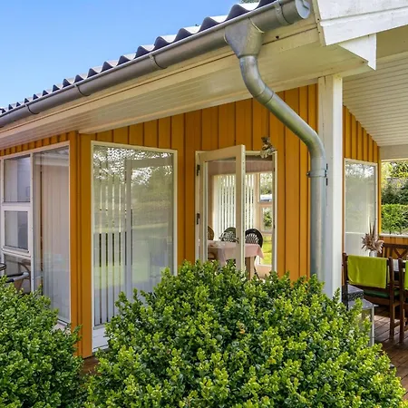 Nico - 1-1km From The Sea By Interhome * Hals